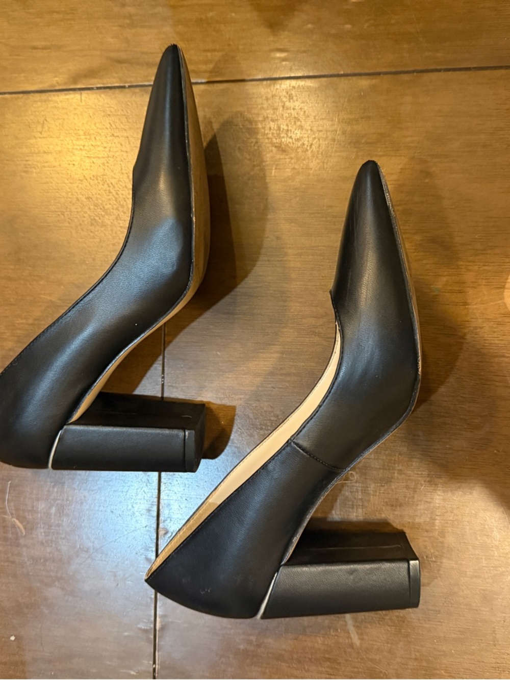Marc fisher Classic Black Pointed Toe Block Heel Pumps - Women size 6